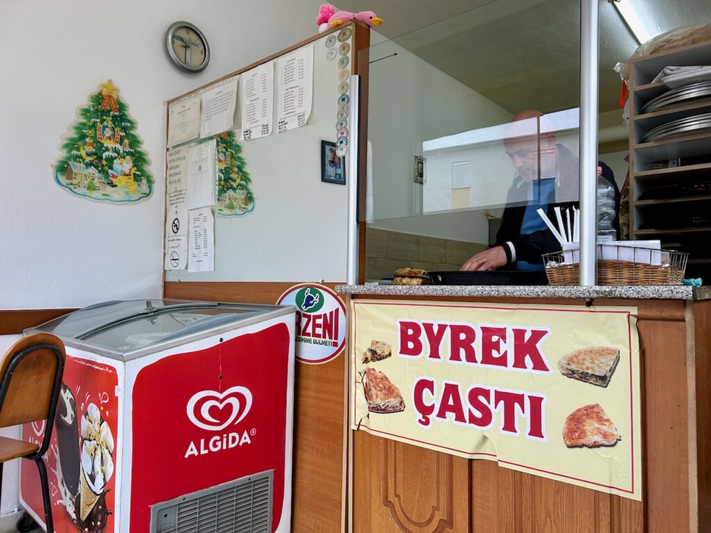 Byrektore in Albanië