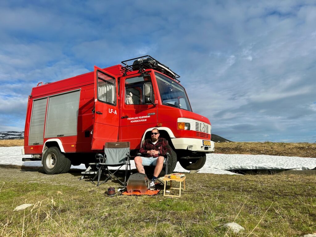Bbq'en in de sneeuw in Noorwegen