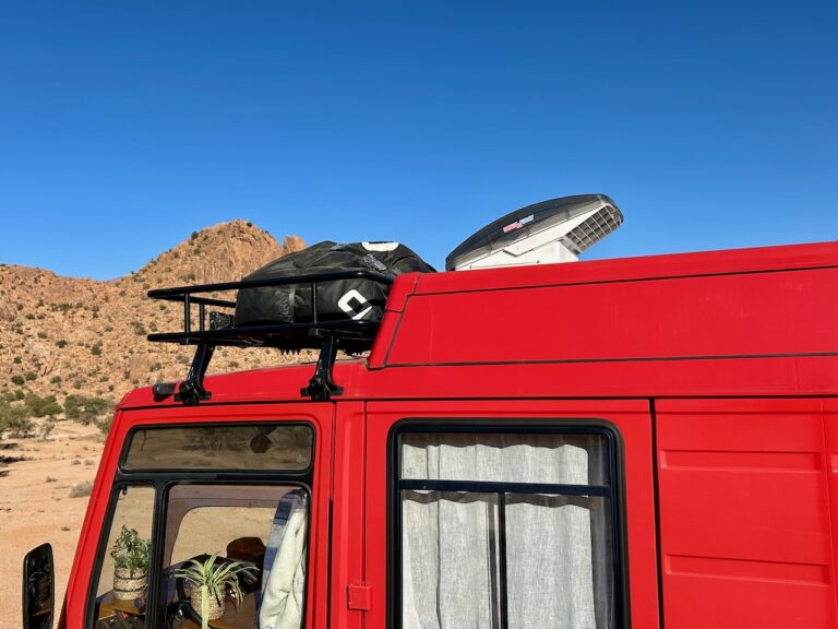 Maxxfan in open stand