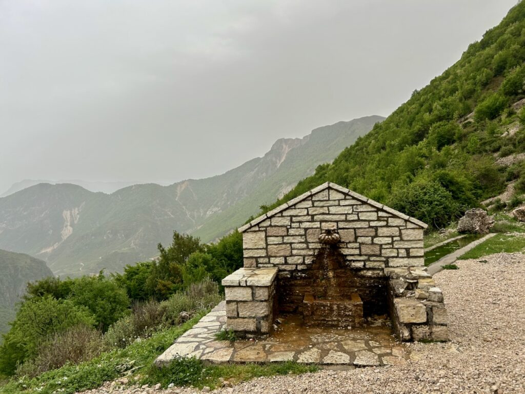 Water drinken in Albanië