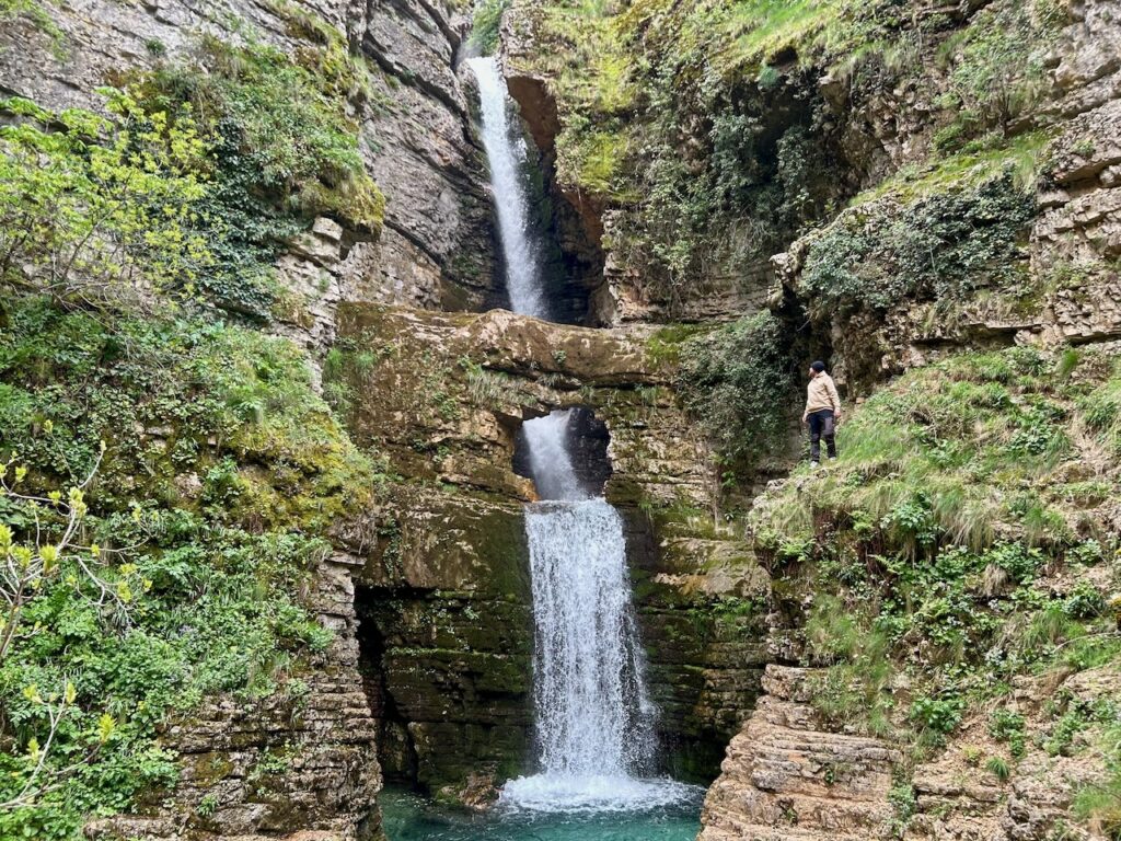 Ujëvara e Peshturës Progonat