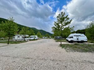 Banjat e Benjës camper parking