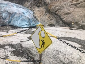 Waarschuwing bij gletsjers noorwegen